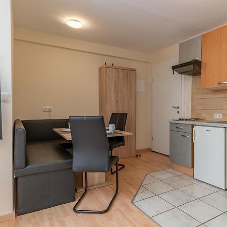 Town House Apartment ฮอพฟ์การ์เทน อิม บริกเซนทัล ภายนอก รูปภาพ