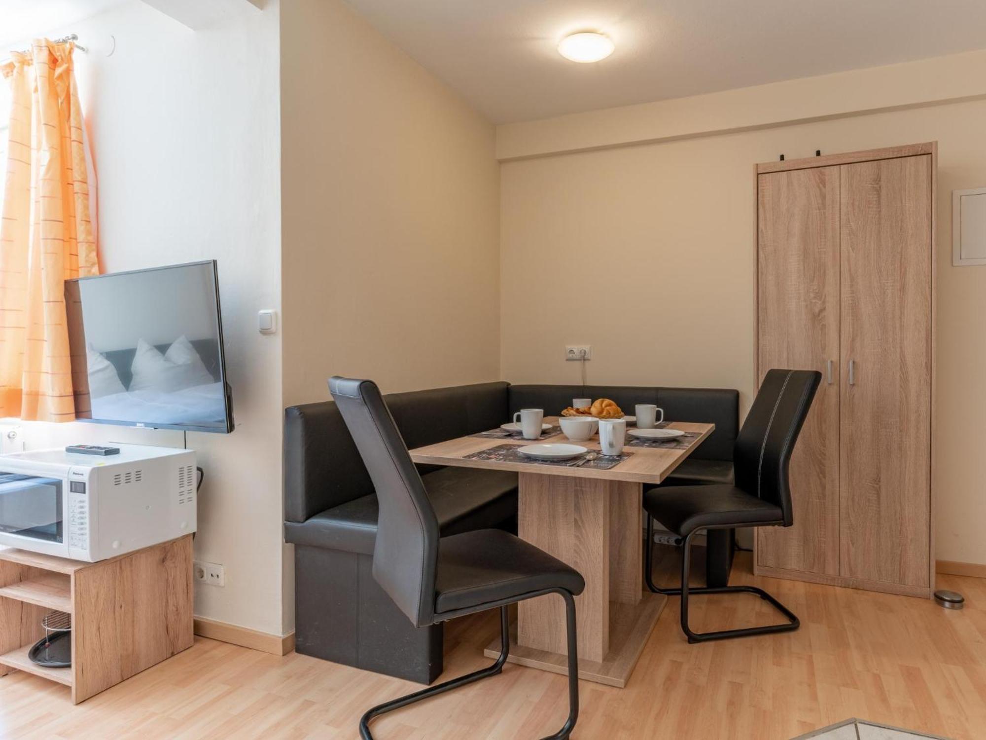 Town House Apartment ฮอพฟ์การ์เทน อิม บริกเซนทัล ภายนอก รูปภาพ